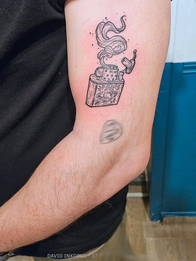 Tatouage de Inkopus Tattoo Shop