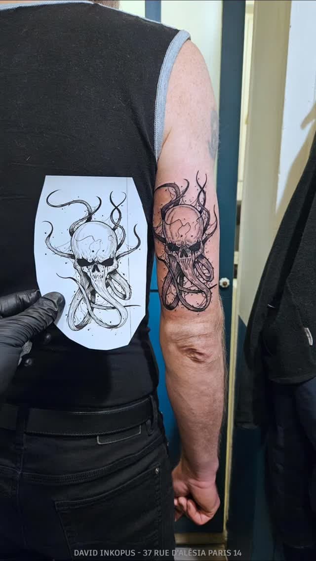 Tatouage de Inkopus Tattoo Shop