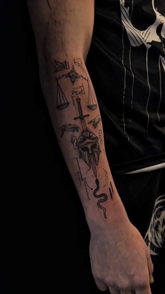 Tatouage par Noir De Fleurs