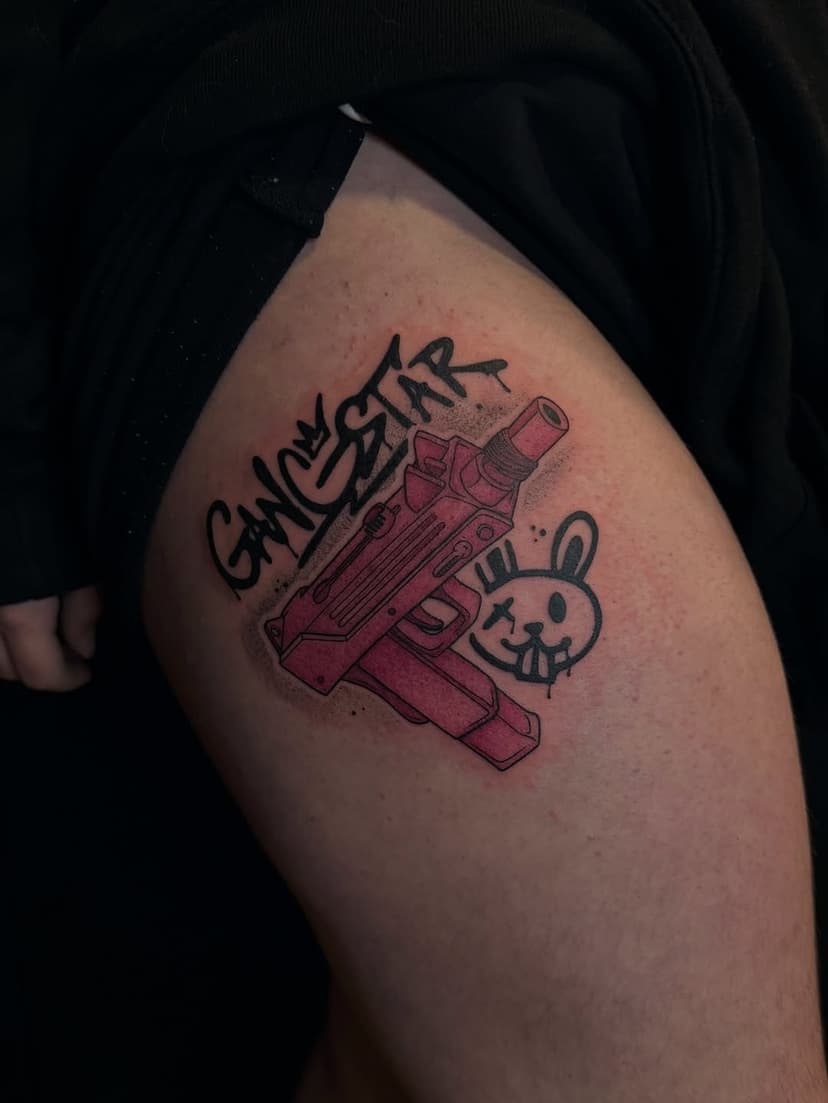 Tatouage de Noir De Fleurs