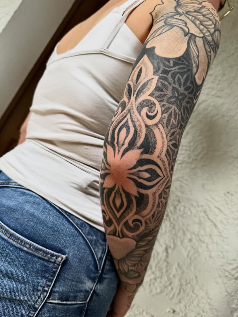 Tatouage de NOOMI Tattoo