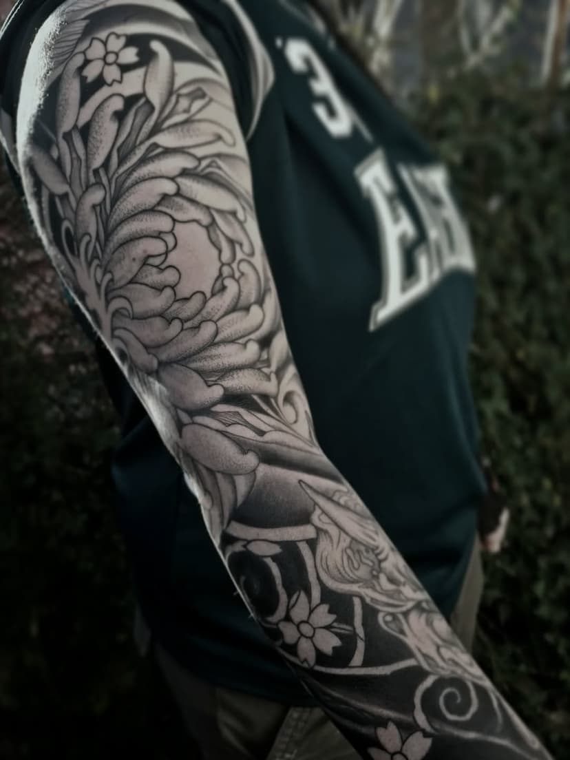 Tatouage de Oddzi Tattoo Studio