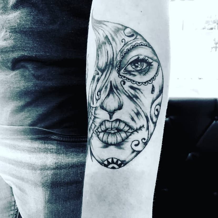 Tatouage de One Tattoo Art