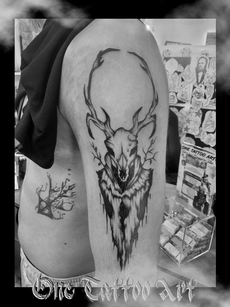 Tatouage de One Tattoo Art