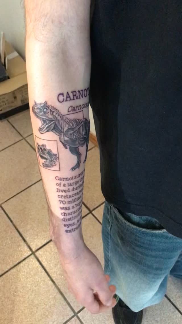 Tatouage de one love studio