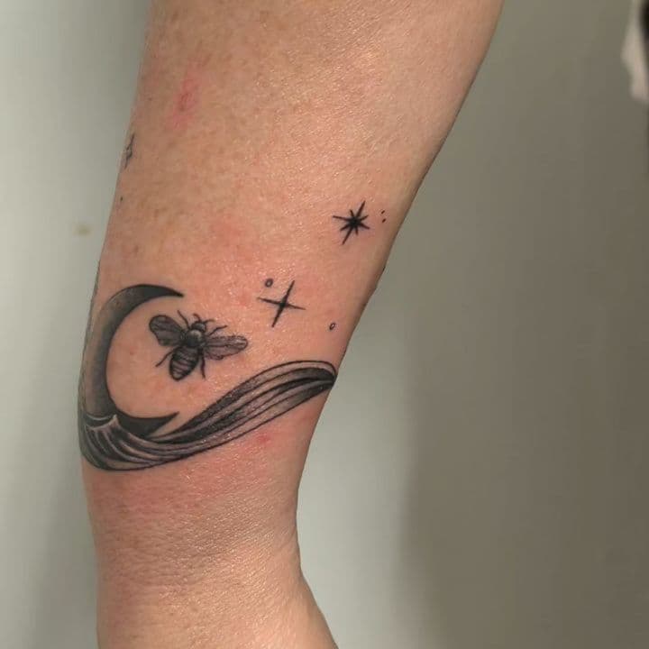 Tatouage de Les Sauvages Studio de Tatouage