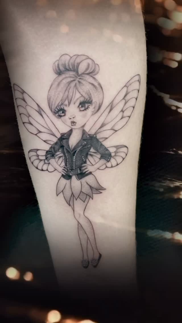 Tatouage par Red Apple Tattoo, Olivia.