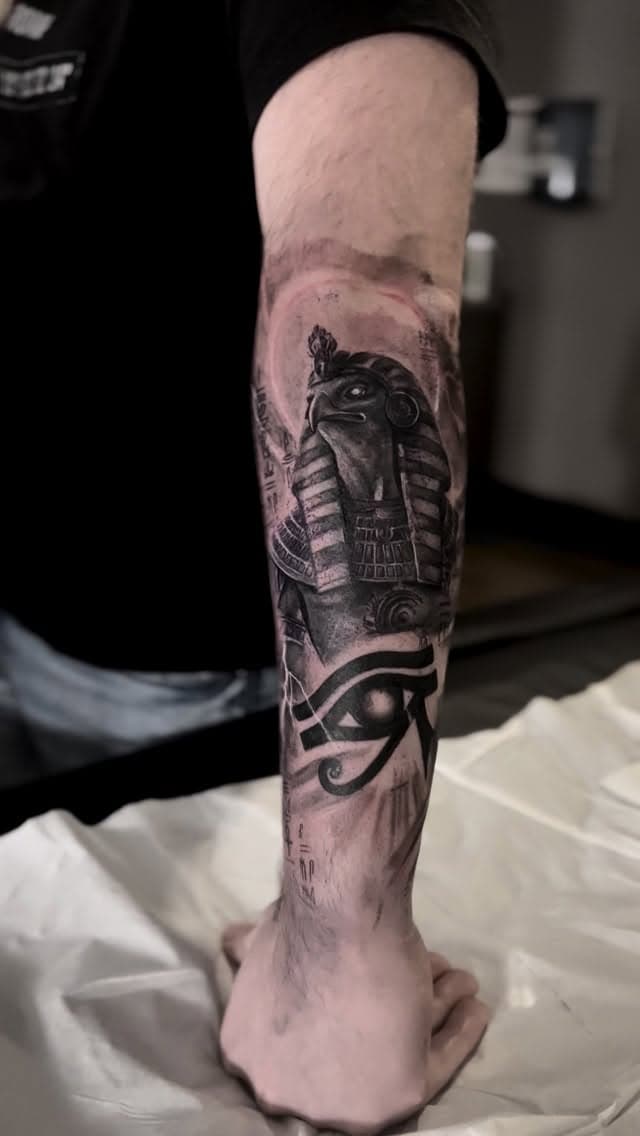 Tatouage de Redmoon Tattoo