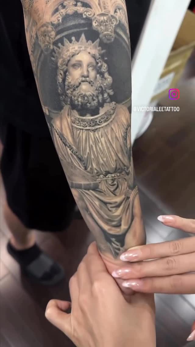 Tatouage de DR RENAISANCE TATTOO