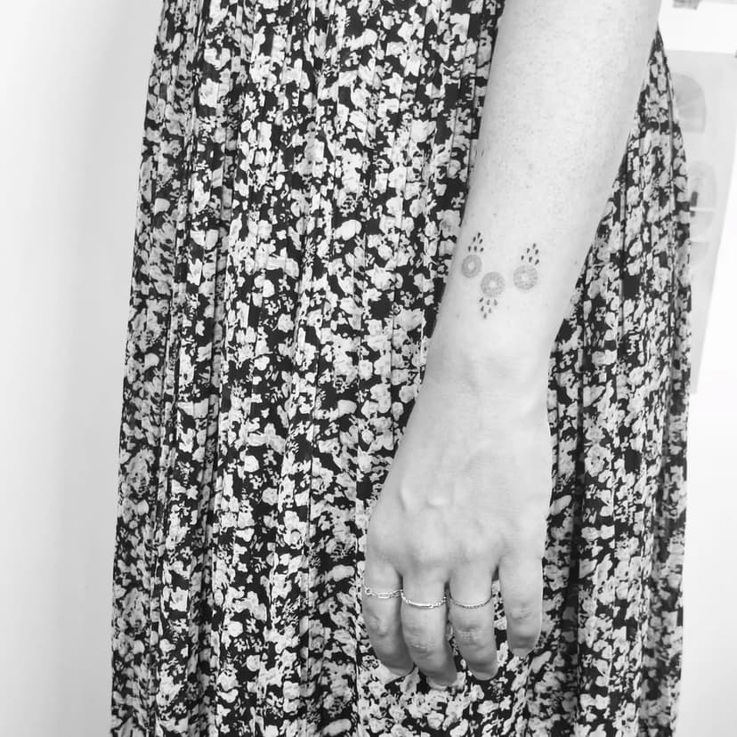 Tatouage de Maya Dufo . Tatouage . Paris