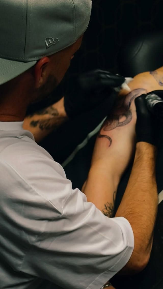 Tatouage de Sales Mômes Tattoo