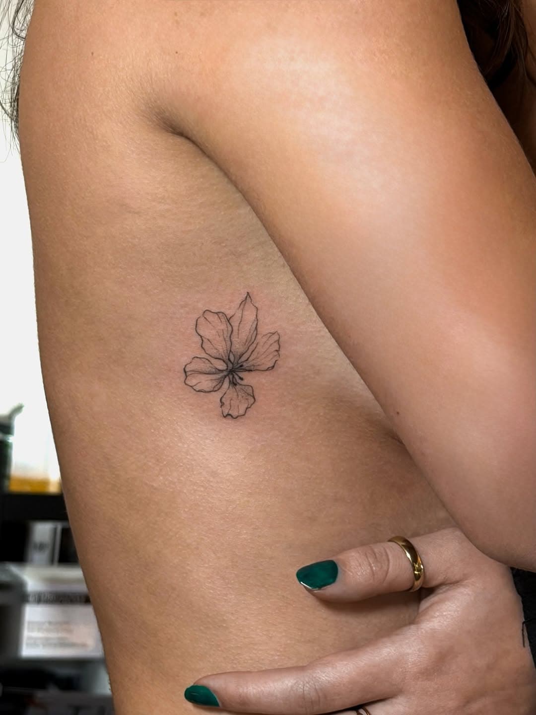 Tatouage par Freskotattoo fineline