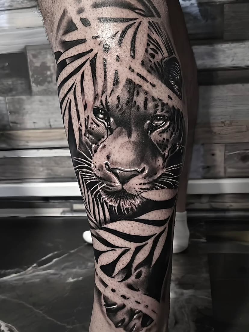 Tatouage de Silver Coast Tattoo Shop