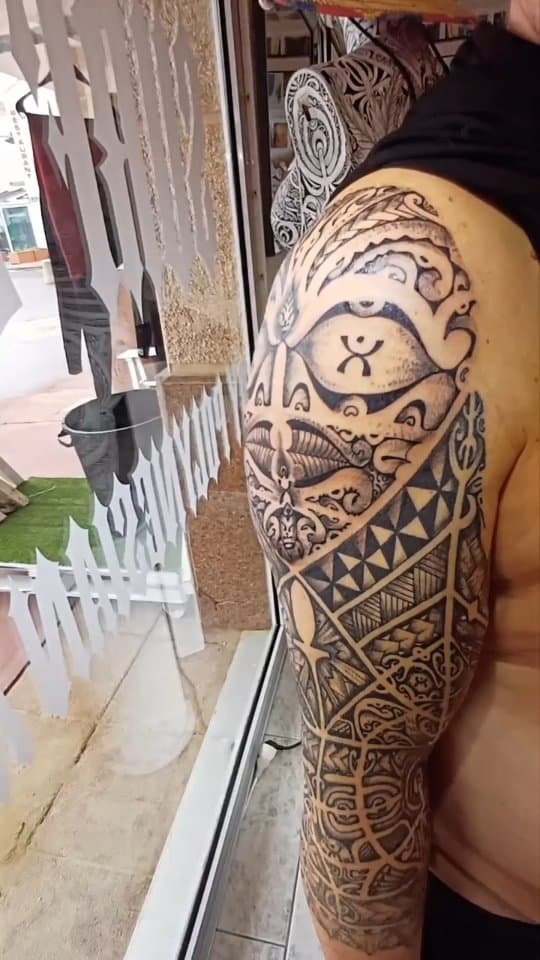 Tatouage de Polynesian Art Black Tattoo by Surf&Tattoo