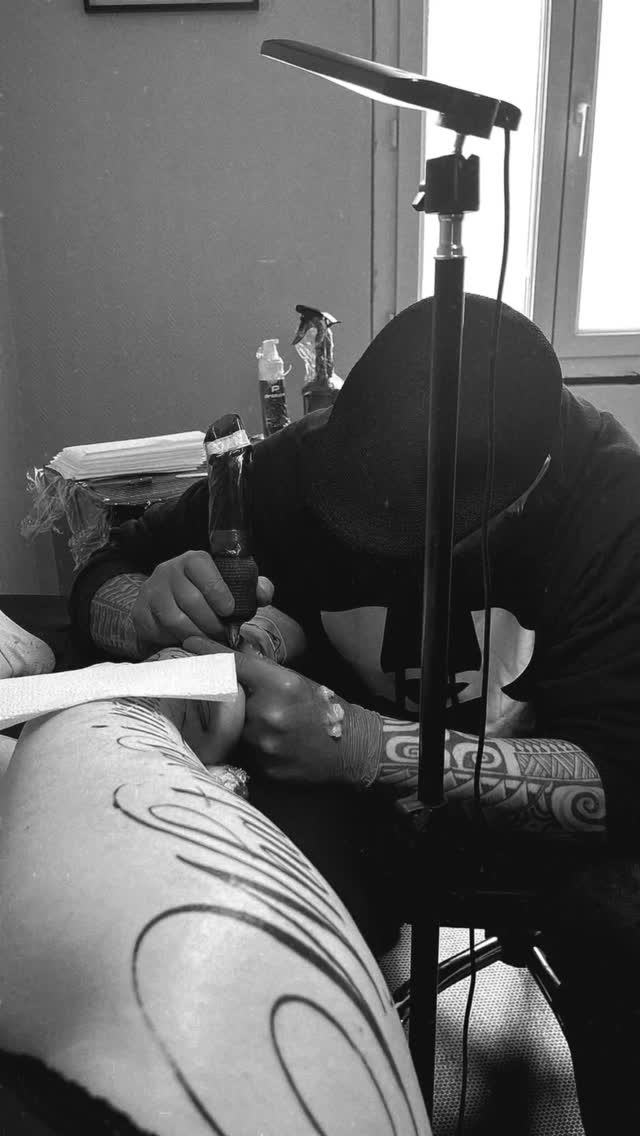 Tatouage par Taka Ink Tattoo