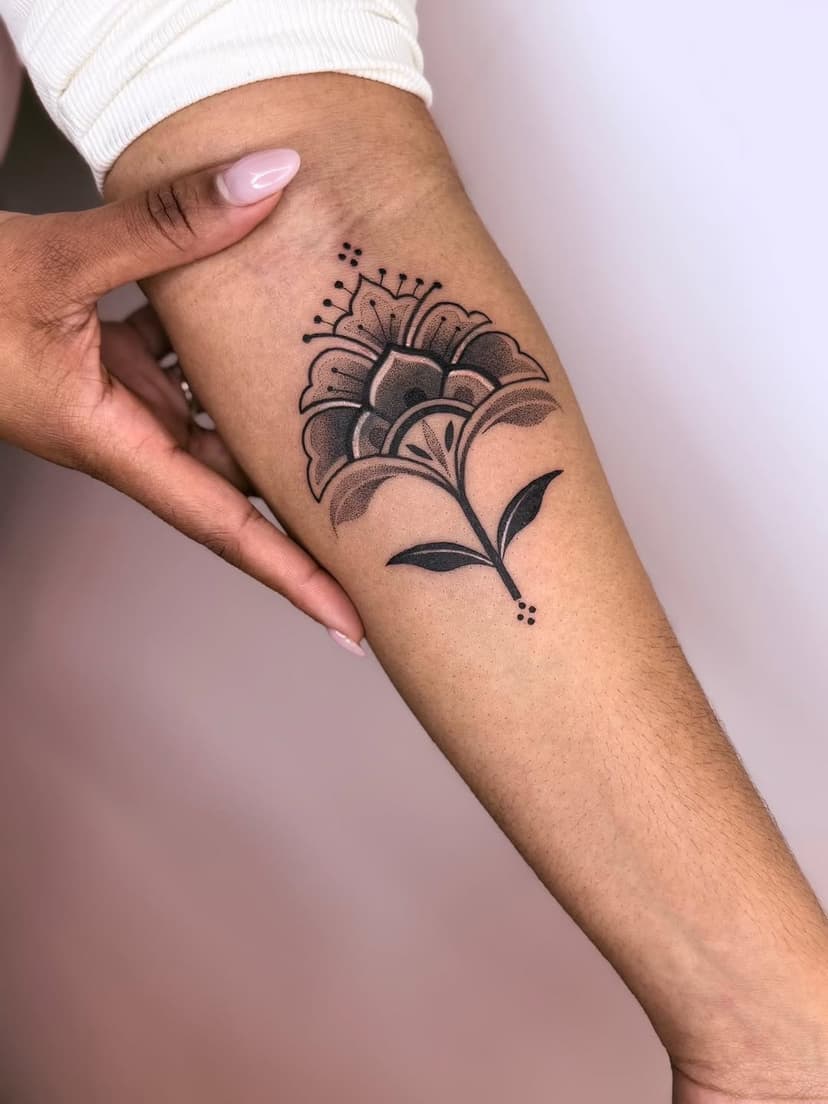 Tatouage de Landscape Tattoo Oberkampf - salon de tatouage walk-in Paris - Piercing