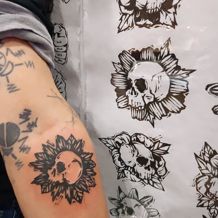 Tatouage de Le Tattoo Shop