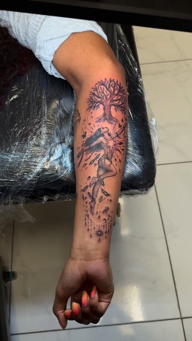 Tatouage de NEXT TATTOO LOGISTIC