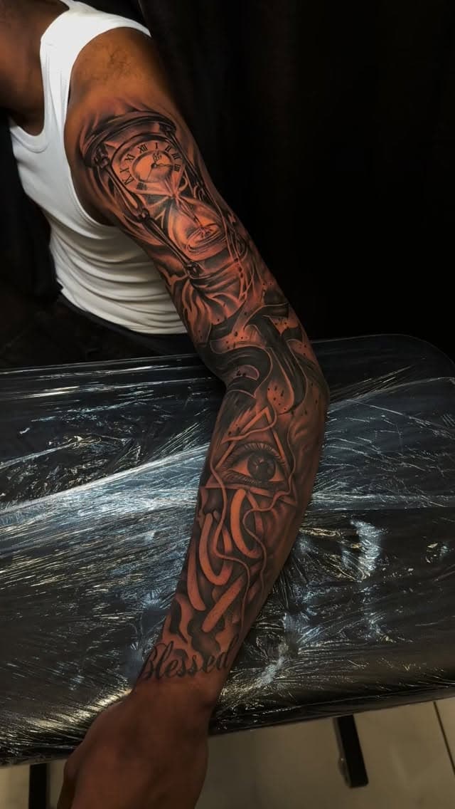 Tatouage de NEXT TATTOO LOGISTIC