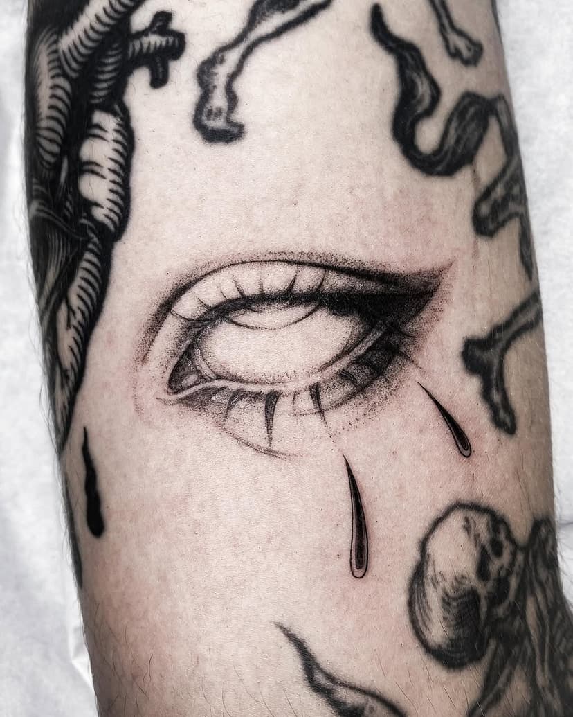 Tatouage de MaevaFlora Tattoo - Tatoueuse à Lyon 2