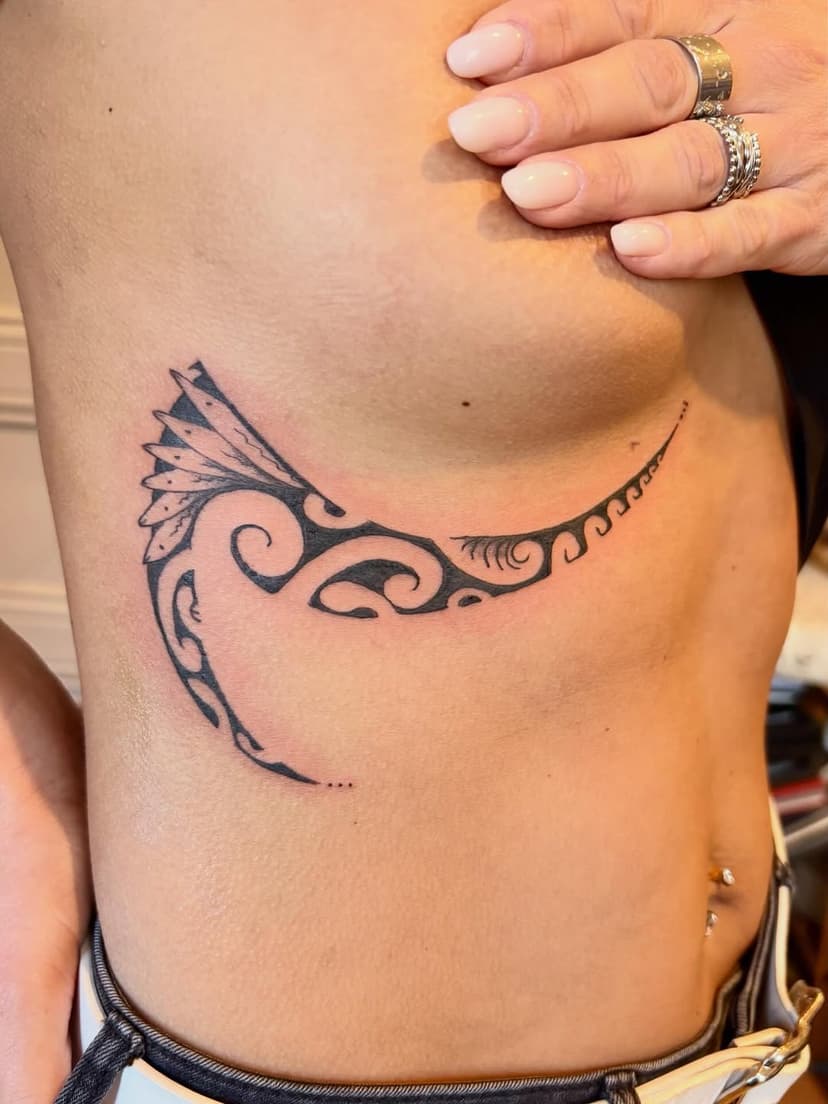 Tatouage de Ta'a Tiki Tattoo