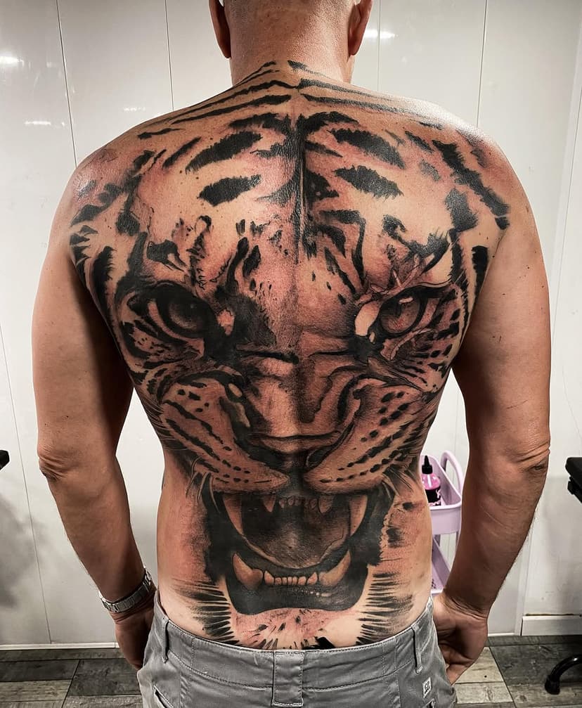 Tatouage de Black Lab Tattoo - tatoueur marseille - salon de tatouage à st barnabé 13012 marseille