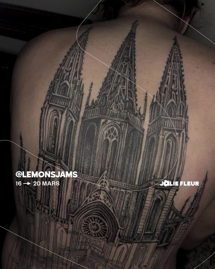 Tatouage de Jolie Fleur Tattoo