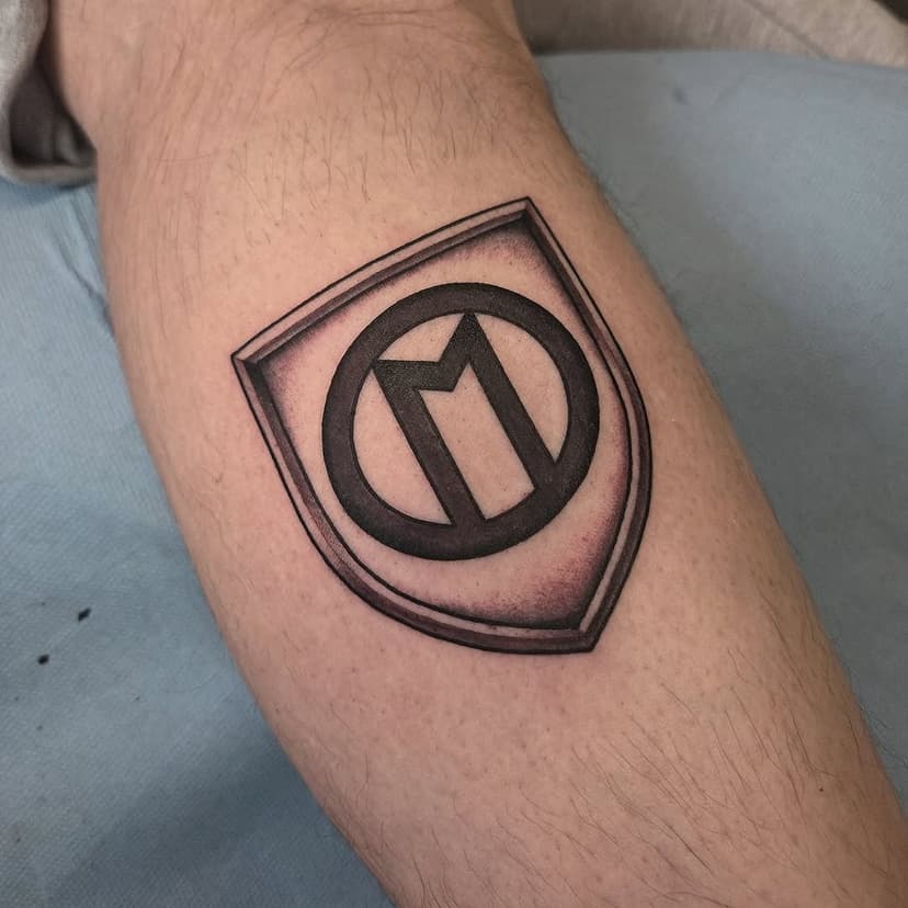 Tatouage de Redlight Tattoo