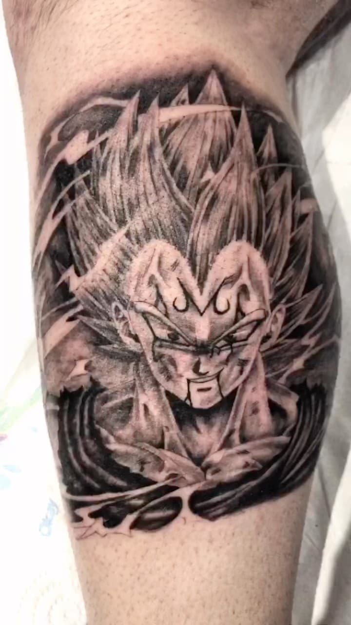 Tatouage par Damon Pika Tattoo