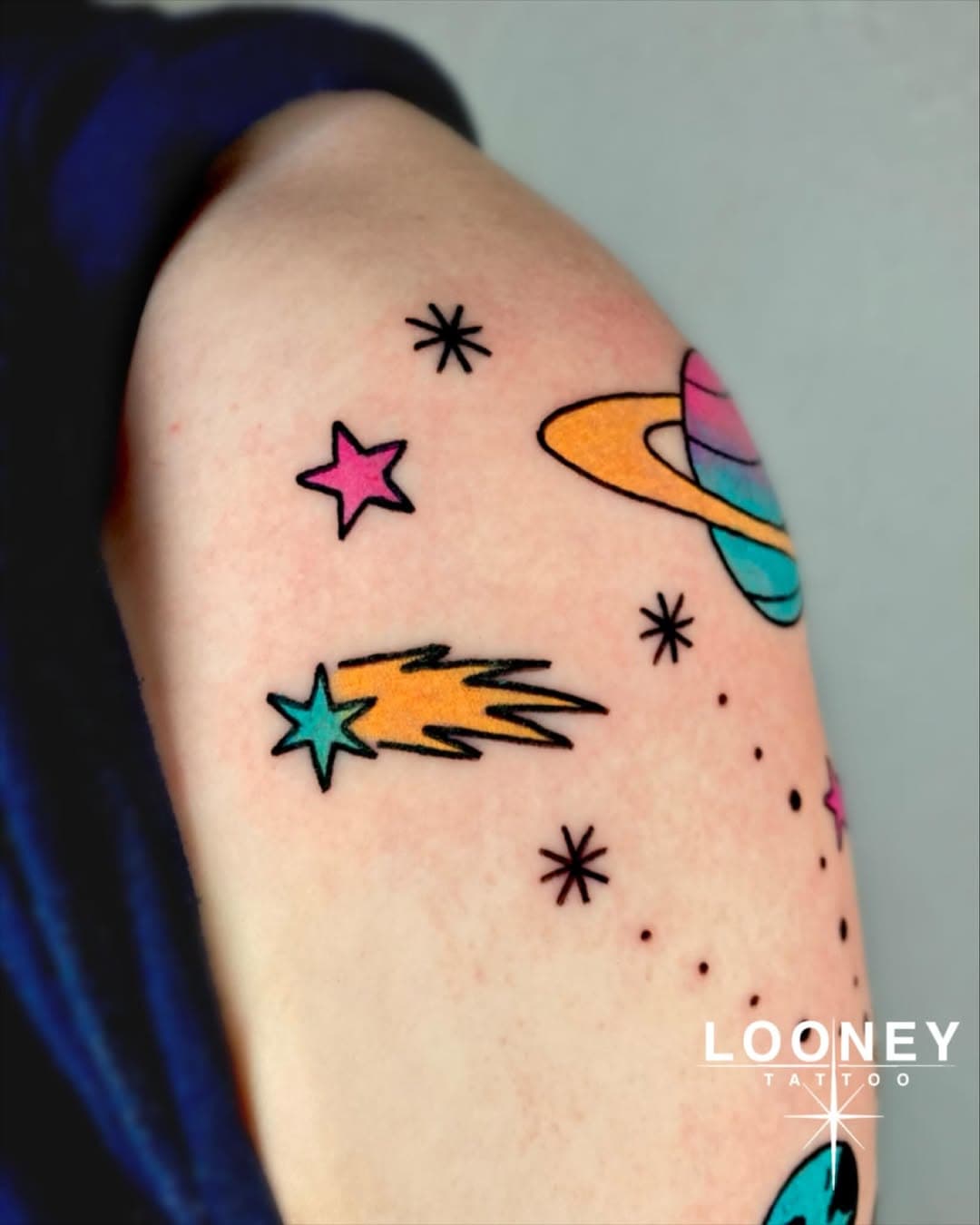 Tatouage par Looney Tattoo - Studio privé