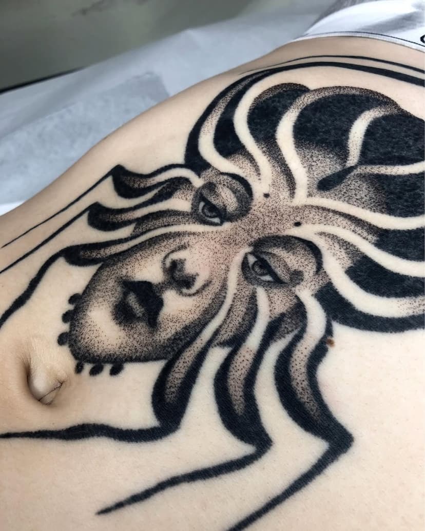 Tatouage de Moune Tattoo