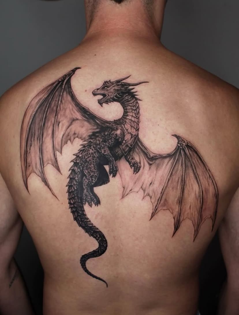 Tatouage de Landscape Tattoo Bastille - salon de tatouage walk-in Paris