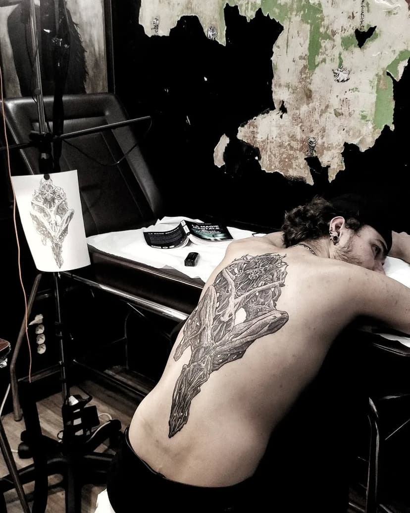 Tatouage de Blackhare Tattoo