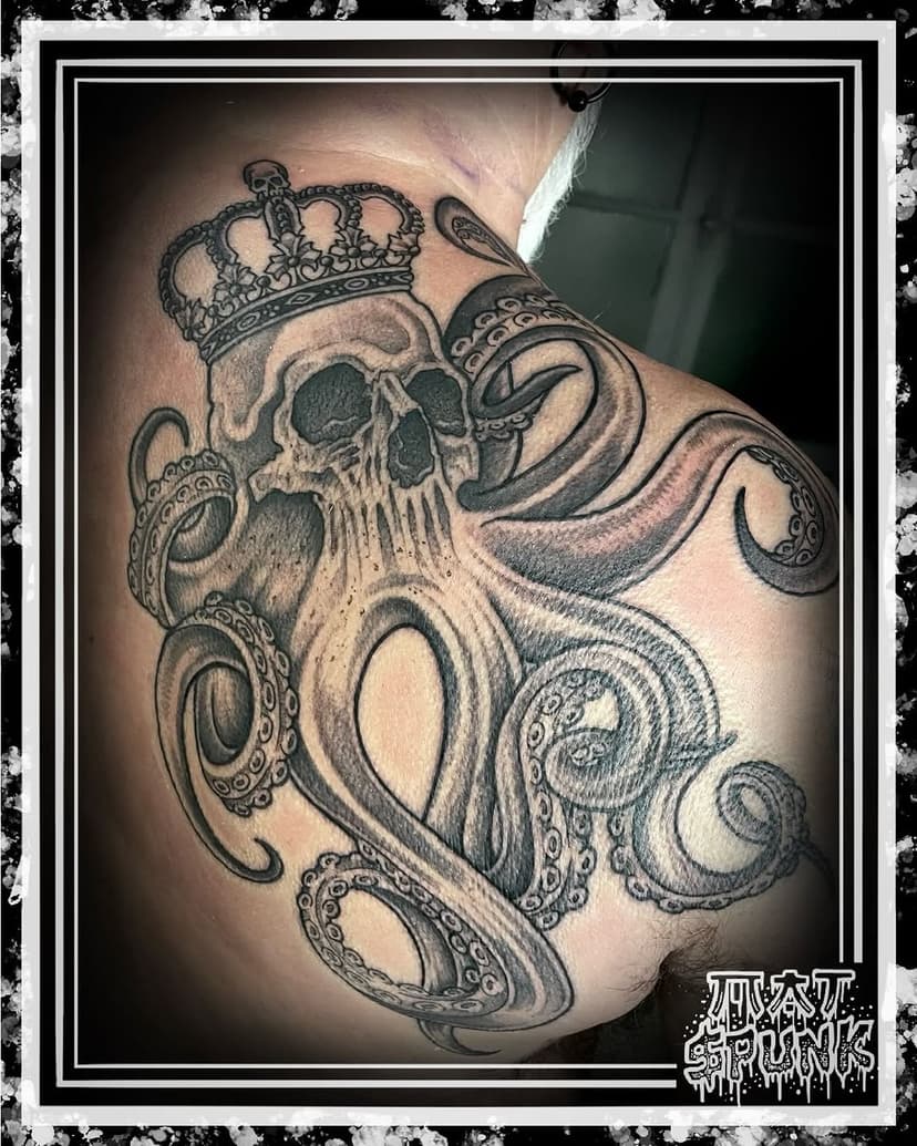 Tatouage de $PUNK TATTOO