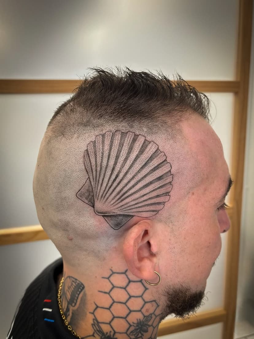 Tatouage de 6'Ril Tattoo