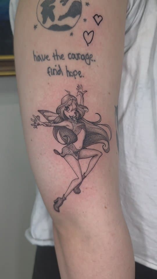 Tatouage de Cara Lee Tattoo