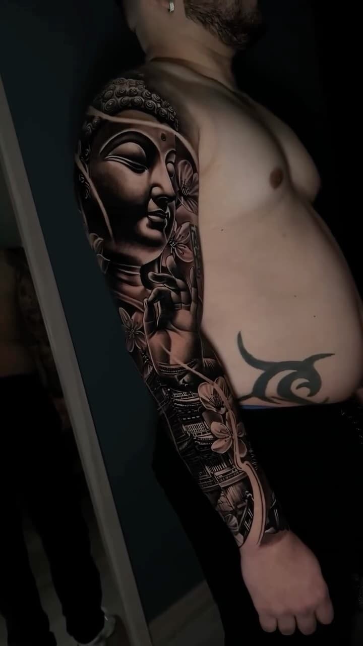 Tatouage de Art Break Tattoo Studio