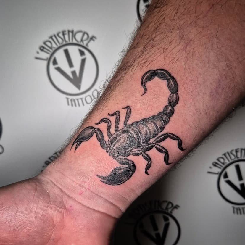 Tatouage de Artisencre.tattoo