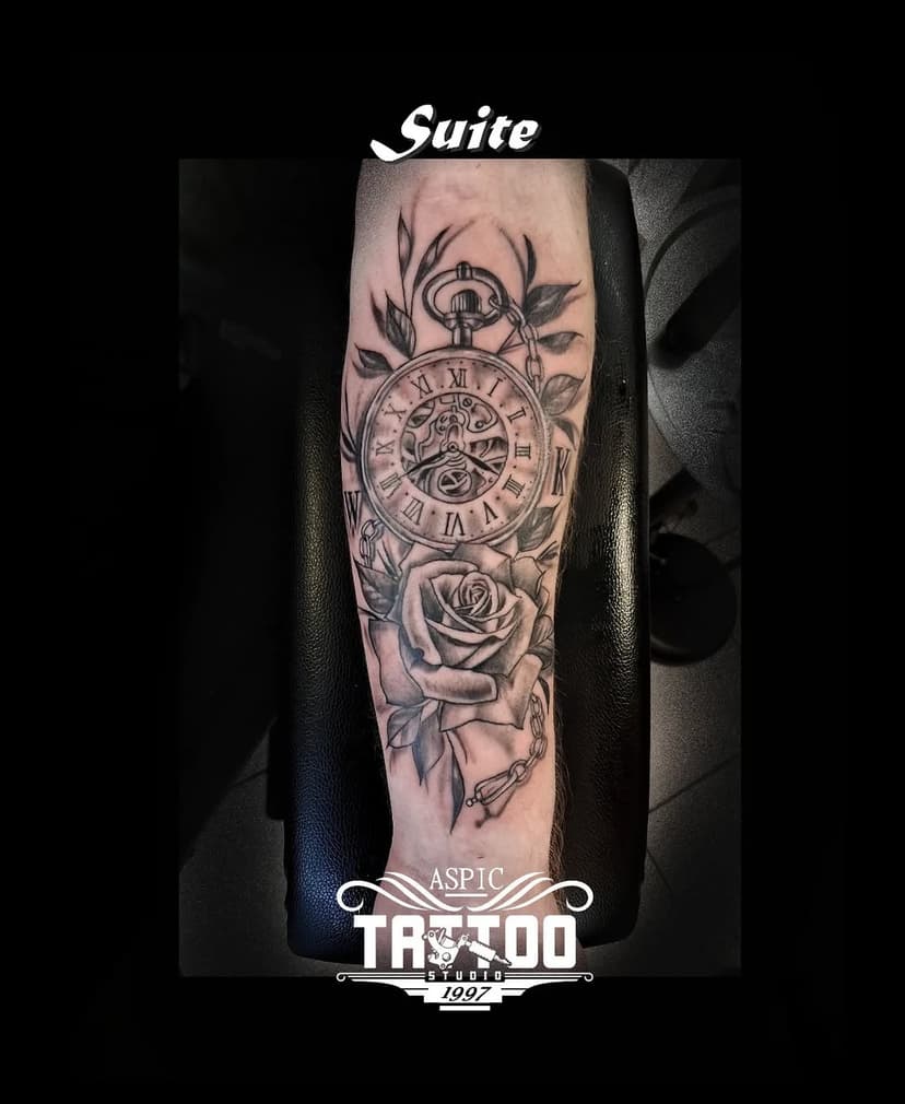 Tatouage de Aspic Tattoo