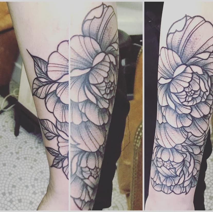 Tatouage de Astre Bleu Tattoo Art