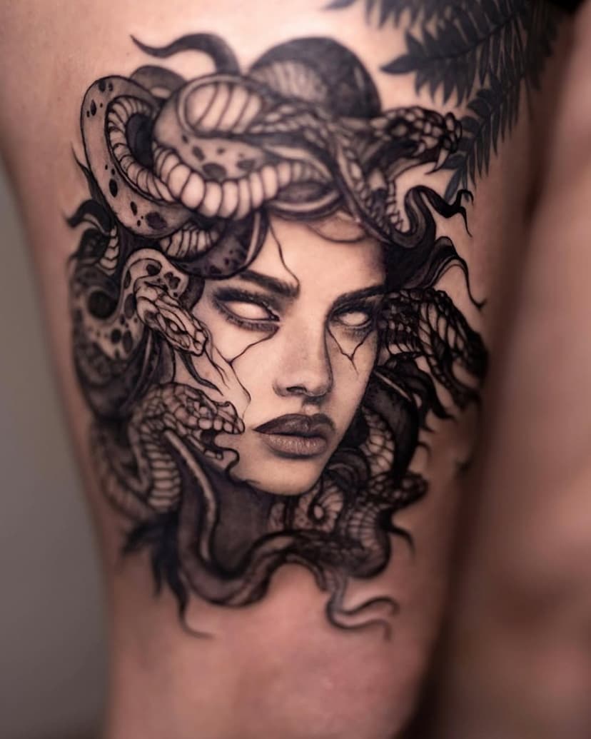 Tatouage de Authentic Tatoo