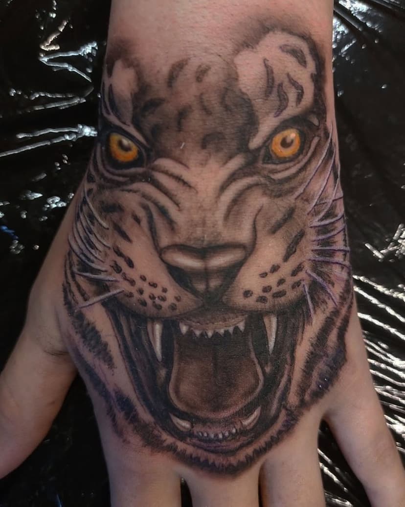 Tatouage de Béthune Tattoo Shop