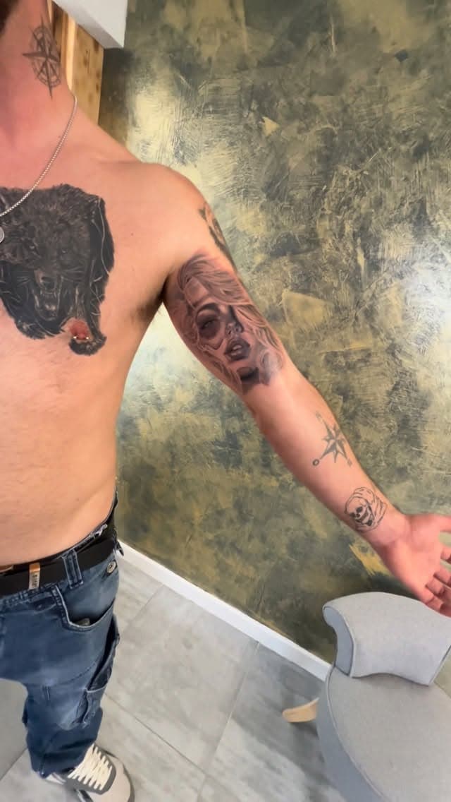 Tatouage de Claude Vitry Tatouages