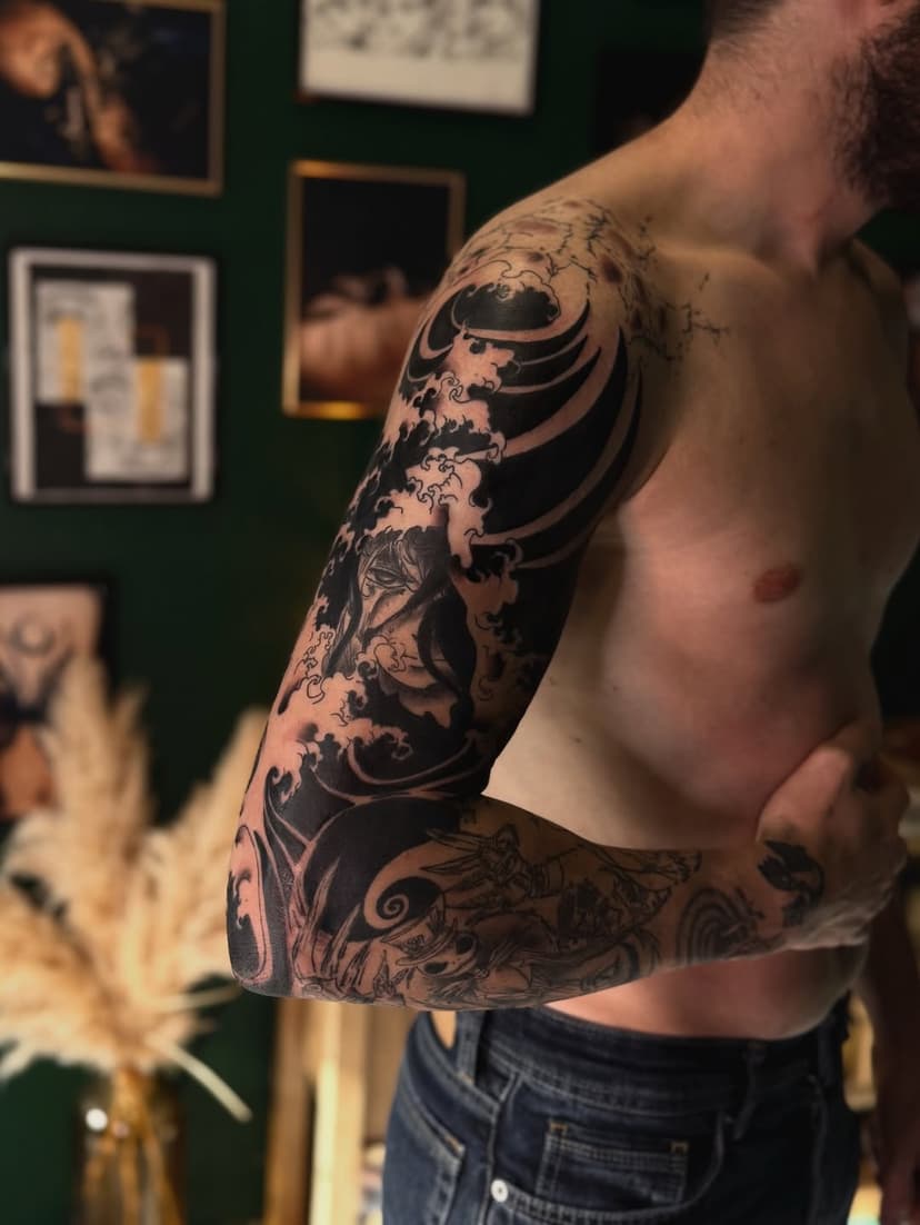 Tatouage de Coeuratypique salon de tatouage