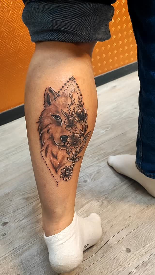 Tatouage de Color Titanium Studio