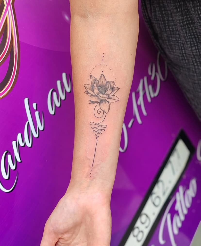 Tatouage de Crash tattoo shop