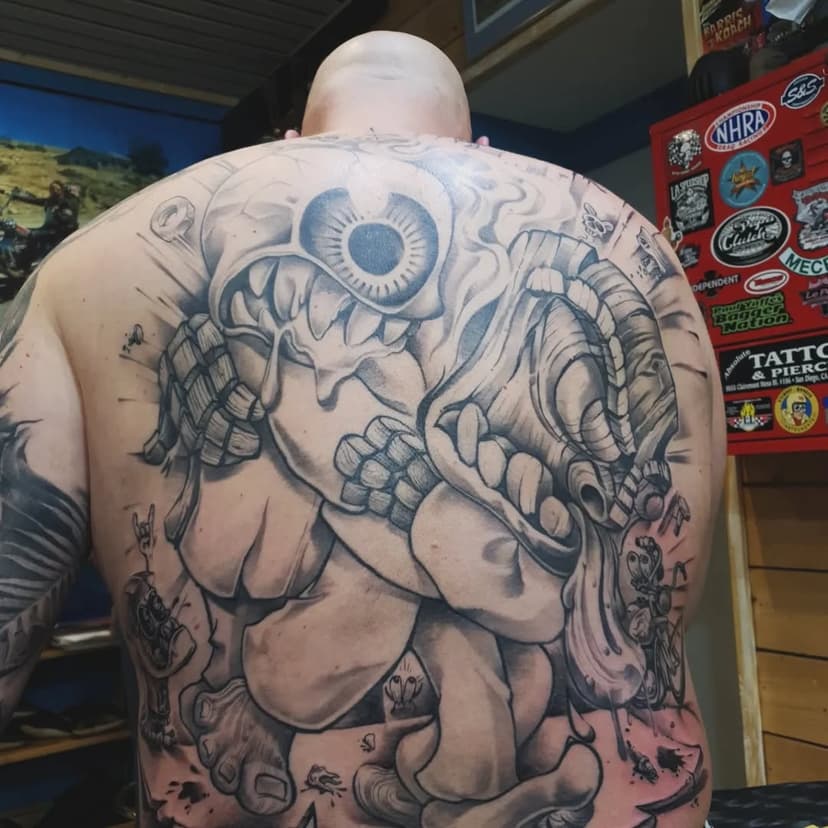 Tatouage de Cro Magnum Tattoo