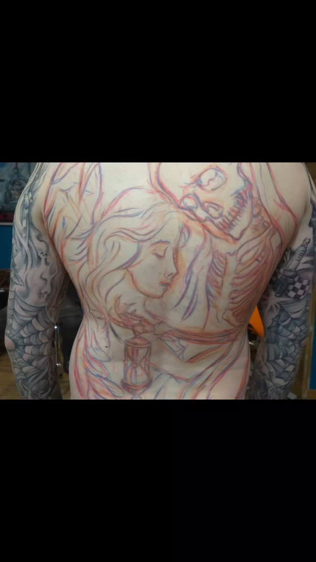 Tatouage par Cro Magnum Tattoo