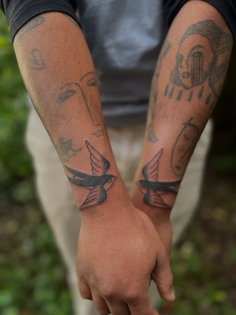 Tatouage de Da Caw Tattoo