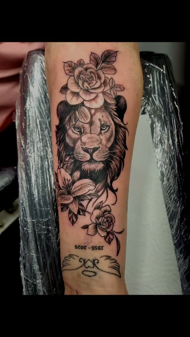 Tatouage de Daruma Tattoo Shop